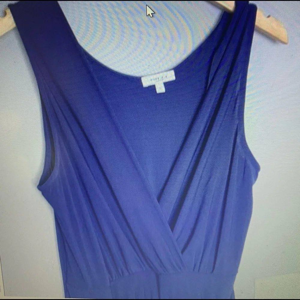 Gilli Navy v-neck wide leg jumpsuit - Picture 2 of 4